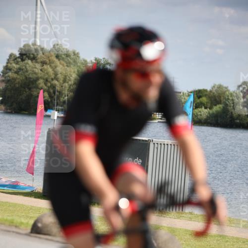 16.06.2024 - 26. Vierlanden-Triathlon Jannik Wohlers http://msf.ph/oto/6331731 16.06.2024 10:55:11 Radfahren 1, 8 meine-sportfotos.de