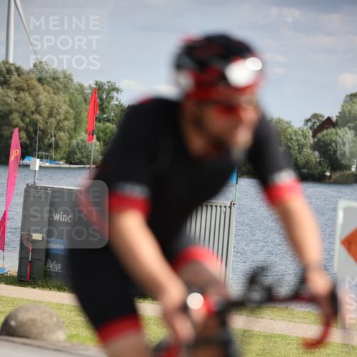 16.06.2024 - 26. Vierlanden-Triathlon Jannik Wohlers http://msf.ph/oto/6331733 16.06.2024 10:55:11 Radfahren 1, 8 meine-sportfotos.de