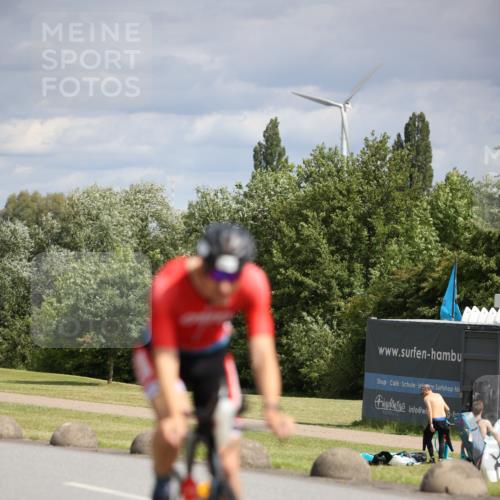 16.06.2024 - 26. Vierlanden-Triathlon Jannik Wohlers http://msf.ph/oto/6331743 16.06.2024 10:55:14 Radfahren 1, 8, 53 meine-sportfotos.de