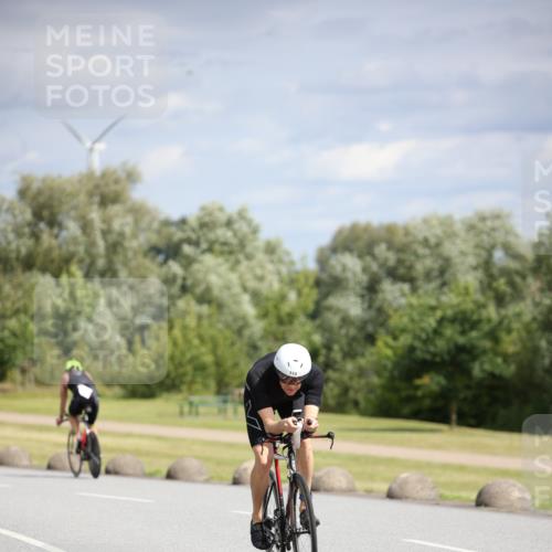 16.06.2024 - 26. Vierlanden-Triathlon Jannik Wohlers http://msf.ph/oto/6331778 16.06.2024 10:55:40 Radfahren 7, 50, 90, 114, 164, 205 meine-sportfotos.de