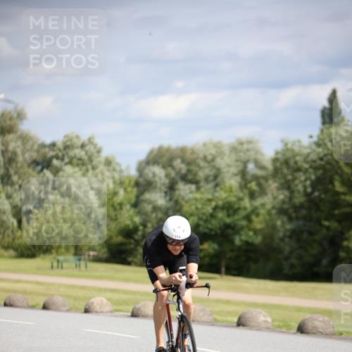 16.06.2024 - 26. Vierlanden-Triathlon Jannik Wohlers http://msf.ph/oto/6331793 16.06.2024 10:55:40 Radfahren 7, 50, 90, 114, 164, 205 meine-sportfotos.de