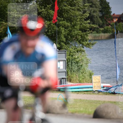 16.06.2024 - 26. Vierlanden-Triathlon Jannik Wohlers http://msf.ph/oto/6331878 16.06.2024 10:55:52 Radfahren 61, 200 meine-sportfotos.de