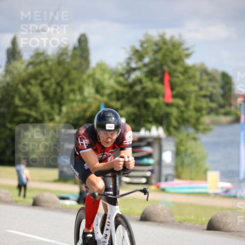 16.06.2024 - 26. Vierlanden-Triathlon Jannik Wohlers http://msf.ph/oto/6331992 16.06.2024 10:56:21 Radfahren 6, 168, 184 meine-sportfotos.de
