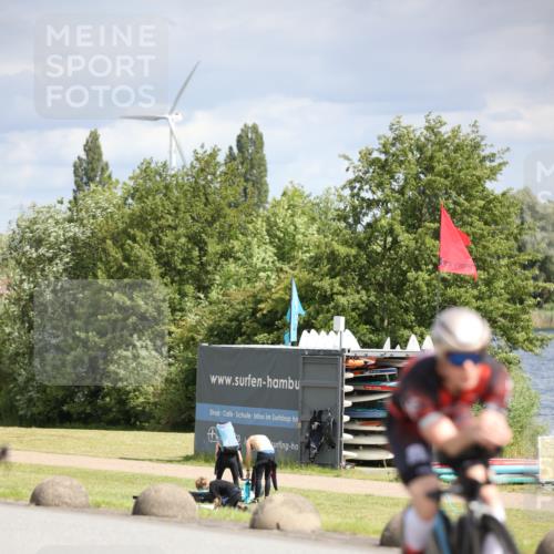 16.06.2024 - 26. Vierlanden-Triathlon Jannik Wohlers http://msf.ph/oto/6332071 16.06.2024 10:56:32 Radfahren 13, 40, 113, 129, 147 meine-sportfotos.de