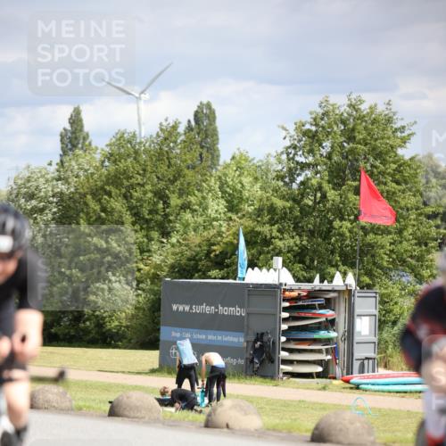 16.06.2024 - 26. Vierlanden-Triathlon Jannik Wohlers http://msf.ph/oto/6332078 16.06.2024 10:56:32 Radfahren 13, 40, 113, 129, 147 meine-sportfotos.de
