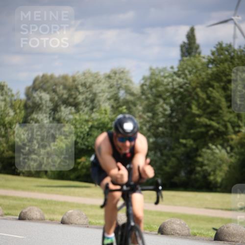 16.06.2024 - 26. Vierlanden-Triathlon Jannik Wohlers http://msf.ph/oto/6332124 16.06.2024 10:56:38 Radfahren 13, 113, 129, 133, 147, 197, 198, 212 meine-sportfotos.de