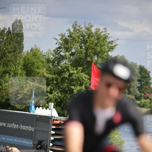 16.06.2024 - 26. Vierlanden-Triathlon Jannik Wohlers http://msf.ph/oto/6332177 16.06.2024 10:58:03 Radfahren 9, 24, 96 meine-sportfotos.de