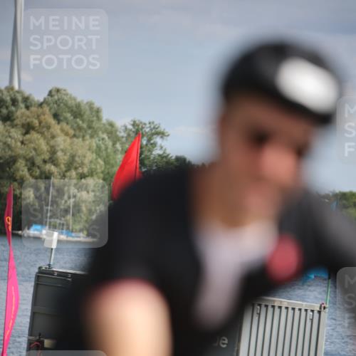 16.06.2024 - 26. Vierlanden-Triathlon Jannik Wohlers http://msf.ph/oto/6332192 16.06.2024 10:58:03 Radfahren 9, 24, 96 meine-sportfotos.de