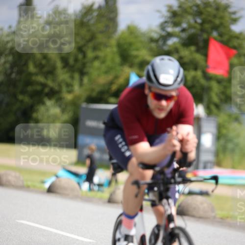 16.06.2024 - 26. Vierlanden-Triathlon Jannik Wohlers http://msf.ph/oto/6332227 16.06.2024 10:58:41 Radfahren 1, 53, 152, 173, 191, 196, 223 meine-sportfotos.de
