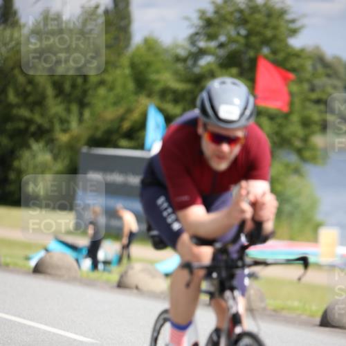 16.06.2024 - 26. Vierlanden-Triathlon Jannik Wohlers http://msf.ph/oto/6332229 16.06.2024 10:58:41 Radfahren 1, 53, 152, 173, 191, 196, 223 meine-sportfotos.de