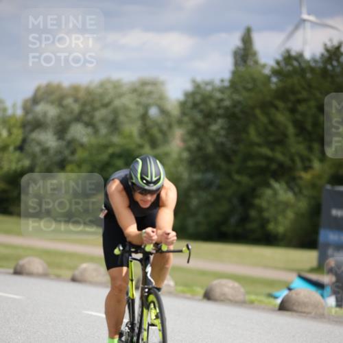 16.06.2024 - 26. Vierlanden-Triathlon Jannik Wohlers http://msf.ph/oto/6332238 16.06.2024 10:58:56 Radfahren 57, 114, 206 meine-sportfotos.de
