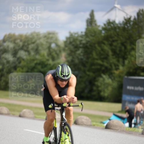16.06.2024 - 26. Vierlanden-Triathlon Jannik Wohlers http://msf.ph/oto/6332242 16.06.2024 10:58:56 Radfahren 57, 114, 206 meine-sportfotos.de