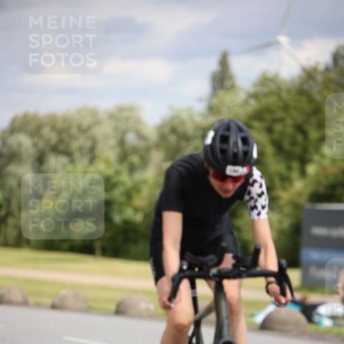 16.06.2024 - 26. Vierlanden-Triathlon Jannik Wohlers http://msf.ph/oto/6332322 16.06.2024 10:59:17 Radfahren 134, 147, 186 meine-sportfotos.de