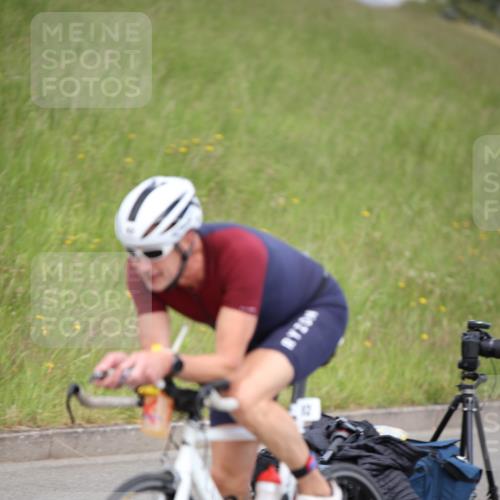 16.06.2024 - 26. Vierlanden-Triathlon Jannik Wohlers http://msf.ph/oto/6332356 16.06.2024 11:00:18 Radfahren 11, 92, 160 meine-sportfotos.de