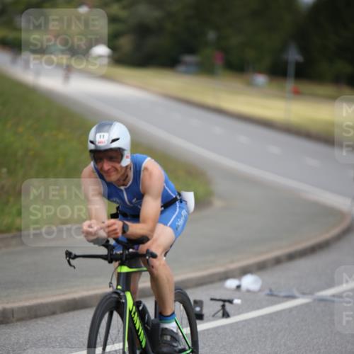 16.06.2024 - 26. Vierlanden-Triathlon Jannik Wohlers http://msf.ph/oto/6332367 16.06.2024 11:00:19 Radfahren 11, 92, 160 meine-sportfotos.de