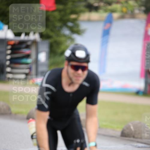 16.06.2024 - 26. Vierlanden-Triathlon Jannik Wohlers http://msf.ph/oto/6332426 16.06.2024 11:00:37 Radfahren 29, 112 meine-sportfotos.de