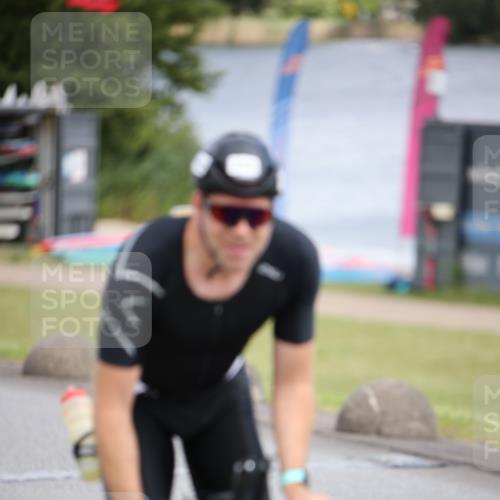 16.06.2024 - 26. Vierlanden-Triathlon Jannik Wohlers http://msf.ph/oto/6332428 16.06.2024 11:00:37 Radfahren 29, 112 meine-sportfotos.de