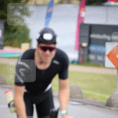 16.06.2024 - 26. Vierlanden-Triathlon Jannik Wohlers http://msf.ph/oto/6332430 16.06.2024 11:00:37 Radfahren 29, 112 meine-sportfotos.de