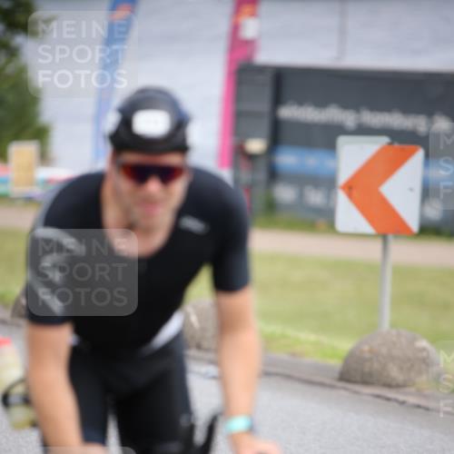 16.06.2024 - 26. Vierlanden-Triathlon Jannik Wohlers http://msf.ph/oto/6332434 16.06.2024 11:00:37 Radfahren 29, 112 meine-sportfotos.de