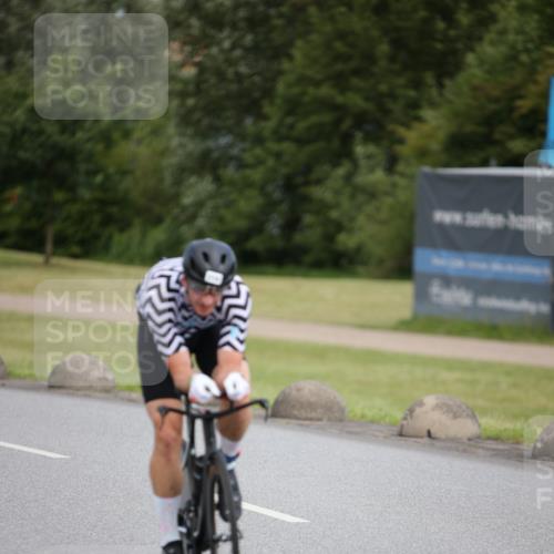 16.06.2024 - 26. Vierlanden-Triathlon Jannik Wohlers http://msf.ph/oto/6332458 16.06.2024 11:00:41 Radfahren 112, 218 meine-sportfotos.de