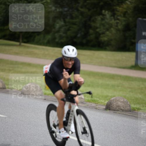 16.06.2024 - 26. Vierlanden-Triathlon Jannik Wohlers http://msf.ph/oto/6332541 16.06.2024 11:01:18 Radfahren 131 meine-sportfotos.de