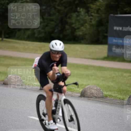 16.06.2024 - 26. Vierlanden-Triathlon Jannik Wohlers http://msf.ph/oto/6332544 16.06.2024 11:01:18 Radfahren 131 meine-sportfotos.de