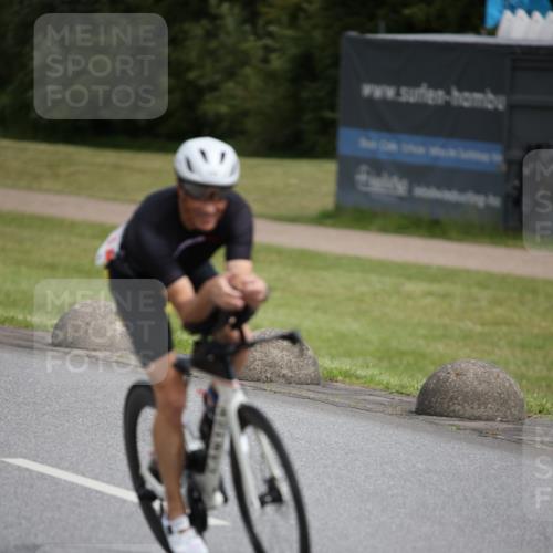 16.06.2024 - 26. Vierlanden-Triathlon Jannik Wohlers http://msf.ph/oto/6332547 16.06.2024 11:01:18 Radfahren 131 meine-sportfotos.de