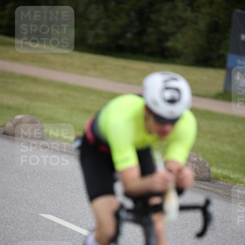 16.06.2024 - 26. Vierlanden-Triathlon Jannik Wohlers http://msf.ph/oto/6332643 16.06.2024 11:02:41 Radfahren 6, 89, 113, 142 meine-sportfotos.de