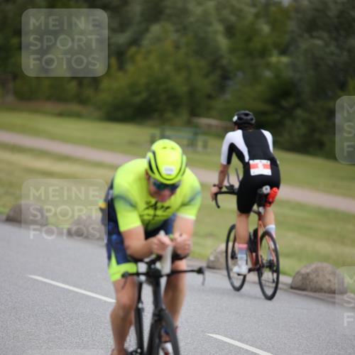 16.06.2024 - 26. Vierlanden-Triathlon Jannik Wohlers http://msf.ph/oto/6332645 16.06.2024 11:02:44 Radfahren 6, 89, 113, 138, 142, 145, 174, 293 meine-sportfotos.de