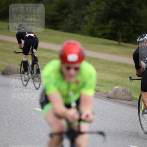 16.06.2024 - 26. Vierlanden-Triathlon Jannik Wohlers http://msf.ph/oto/6332679 16.06.2024 11:02:46 Radfahren 6, 89, 113, 138, 145, 174, 293 meine-sportfotos.de