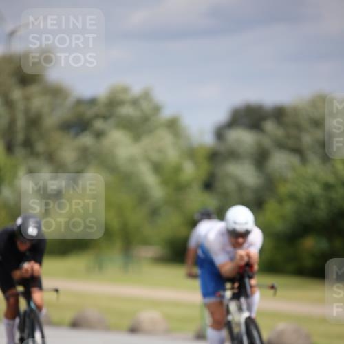 16.06.2024 - 26. Vierlanden-Triathlon Jannik Wohlers http://msf.ph/oto/6332834 16.06.2024 11:08:09 Radfahren 44, 60, 116, 286, 302 meine-sportfotos.de