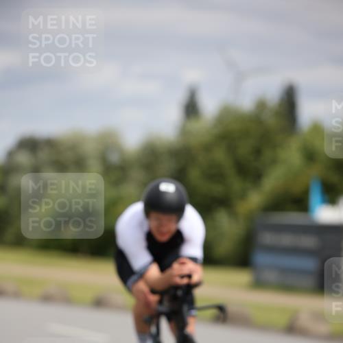 16.06.2024 - 26. Vierlanden-Triathlon Jannik Wohlers http://msf.ph/oto/6332852 16.06.2024 11:08:14 Radfahren 44, 60, 68, 109, 116, 201, 302 meine-sportfotos.de