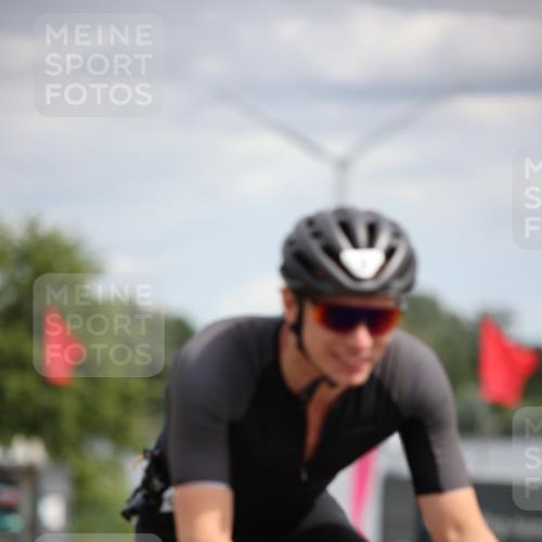 16.06.2024 - 26. Vierlanden-Triathlon Jannik Wohlers http://msf.ph/oto/6332942 16.06.2024 11:09:07 Radfahren 2, 185, 232, 344 meine-sportfotos.de