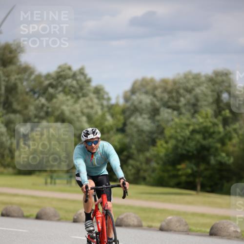 16.06.2024 - 26. Vierlanden-Triathlon Jannik Wohlers http://msf.ph/oto/6333085 16.06.2024 11:09:39 Radfahren 115, 139 meine-sportfotos.de