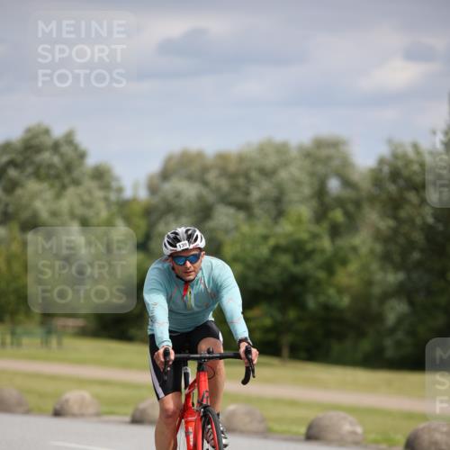 16.06.2024 - 26. Vierlanden-Triathlon Jannik Wohlers http://msf.ph/oto/6333099 16.06.2024 11:09:40 Radfahren 115, 139 meine-sportfotos.de