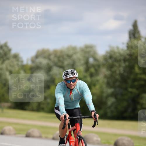 16.06.2024 - 26. Vierlanden-Triathlon Jannik Wohlers http://msf.ph/oto/6333109 16.06.2024 11:09:40 Radfahren 115, 139 meine-sportfotos.de