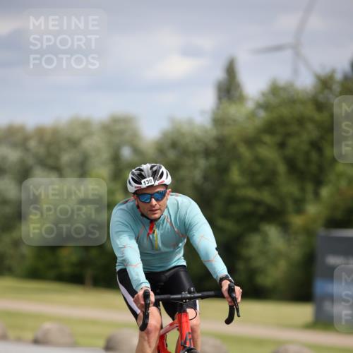 16.06.2024 - 26. Vierlanden-Triathlon Jannik Wohlers http://msf.ph/oto/6333121 16.06.2024 11:09:40 Radfahren 115, 139 meine-sportfotos.de
