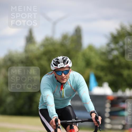 16.06.2024 - 26. Vierlanden-Triathlon Jannik Wohlers http://msf.ph/oto/6333137 16.06.2024 11:09:40 Radfahren 115, 139 meine-sportfotos.de