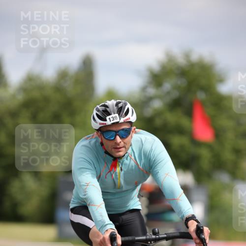 16.06.2024 - 26. Vierlanden-Triathlon Jannik Wohlers http://msf.ph/oto/6333143 16.06.2024 11:09:41 Radfahren 115, 139 meine-sportfotos.de