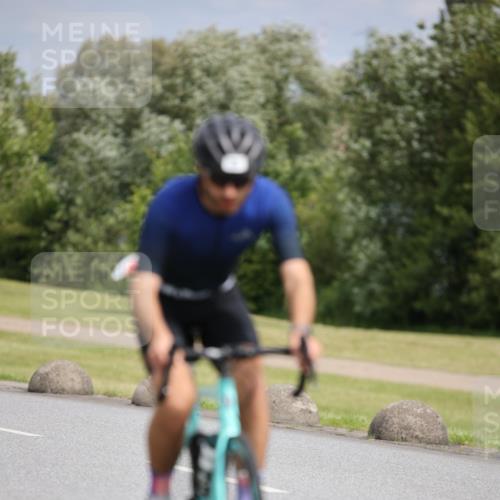 16.06.2024 - 26. Vierlanden-Triathlon Jannik Wohlers http://msf.ph/oto/6333201 16.06.2024 11:10:02 Radfahren 33, 42, 246, 283, 1274 meine-sportfotos.de