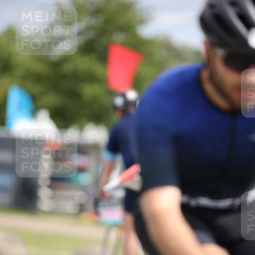 16.06.2024 - 26. Vierlanden-Triathlon Jannik Wohlers http://msf.ph/oto/6333243 16.06.2024 11:10:03 Radfahren 33, 42, 246, 283, 1274 meine-sportfotos.de