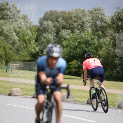 16.06.2024 - 26. Vierlanden-Triathlon Jannik Wohlers http://msf.ph/oto/6333282 16.06.2024 11:10:24 Radfahren 21, 121, 216, 406 meine-sportfotos.de