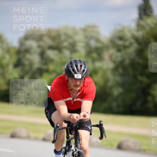 16.06.2024 - 26. Vierlanden-Triathlon Jannik Wohlers http://msf.ph/oto/6333371 16.06.2024 11:10:32 Radfahren 23, 39, 121 meine-sportfotos.de