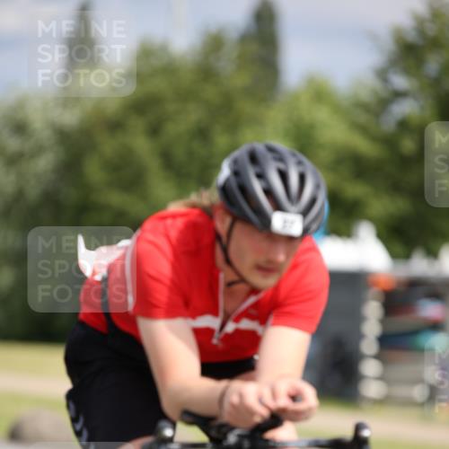 16.06.2024 - 26. Vierlanden-Triathlon Jannik Wohlers http://msf.ph/oto/6333397 16.06.2024 11:10:33 Radfahren 23, 39, 121 meine-sportfotos.de