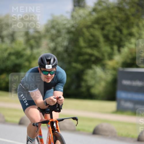 16.06.2024 - 26. Vierlanden-Triathlon Jannik Wohlers http://msf.ph/oto/6333412 16.06.2024 11:10:35 Radfahren 23, 39 meine-sportfotos.de