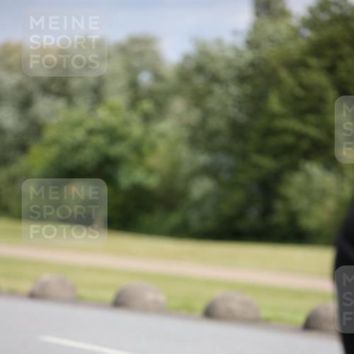 16.06.2024 - 26. Vierlanden-Triathlon Jannik Wohlers http://msf.ph/oto/6333479 16.06.2024 11:10:40 Radfahren 23, 39, 55, 170 meine-sportfotos.de