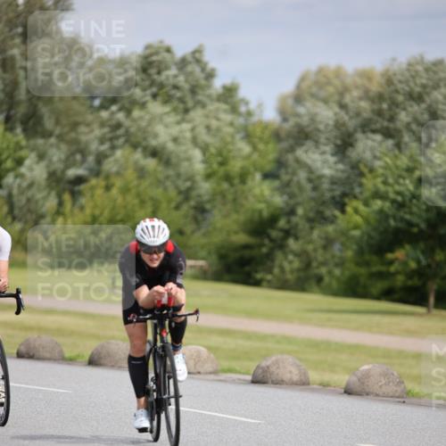 16.06.2024 - 26. Vierlanden-Triathlon Jannik Wohlers http://msf.ph/oto/6333491 16.06.2024 11:10:43 Radfahren 55, 78, 107, 170 meine-sportfotos.de