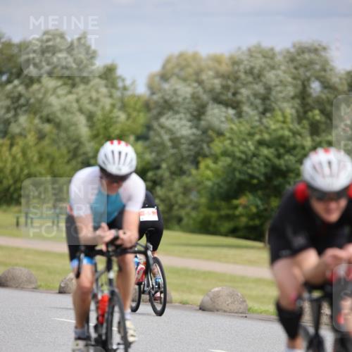 16.06.2024 - 26. Vierlanden-Triathlon Jannik Wohlers http://msf.ph/oto/6333522 16.06.2024 11:10:44 Radfahren 55, 78, 107, 170, 411 meine-sportfotos.de