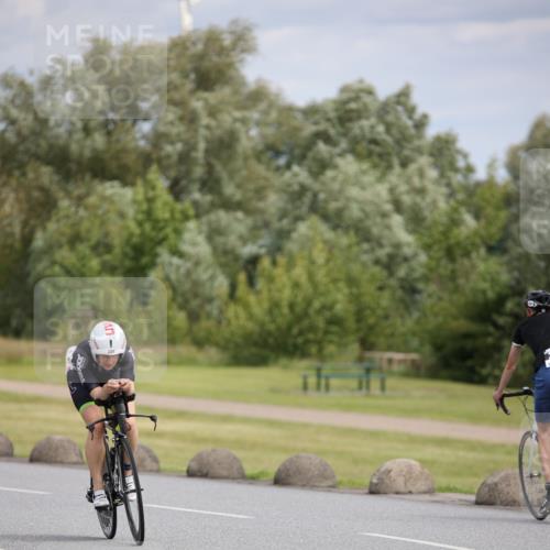 16.06.2024 - 26. Vierlanden-Triathlon Jannik Wohlers http://msf.ph/oto/6333628 16.06.2024 11:11:15 Radfahren 100, 109, 208, 225, 248, 284, 325, 358 meine-sportfotos.de
