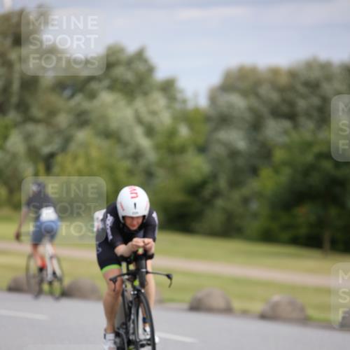 16.06.2024 - 26. Vierlanden-Triathlon Jannik Wohlers http://msf.ph/oto/6333661 16.06.2024 11:11:16 Radfahren 100, 109, 208, 225, 248, 284, 325, 358 meine-sportfotos.de
